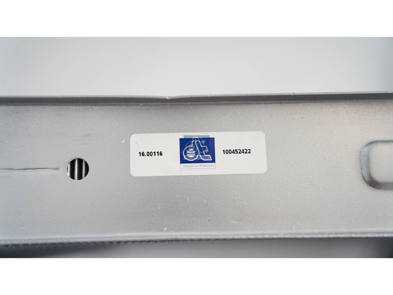 Radiator | DT Spare Parts 16.00116