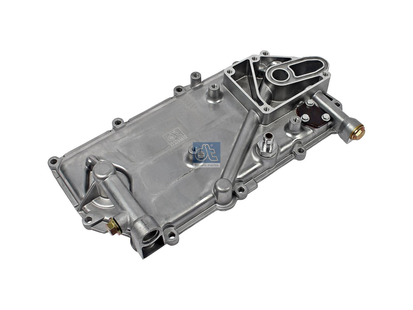 Oil cooler cover | DT Spare Parts 1.10169