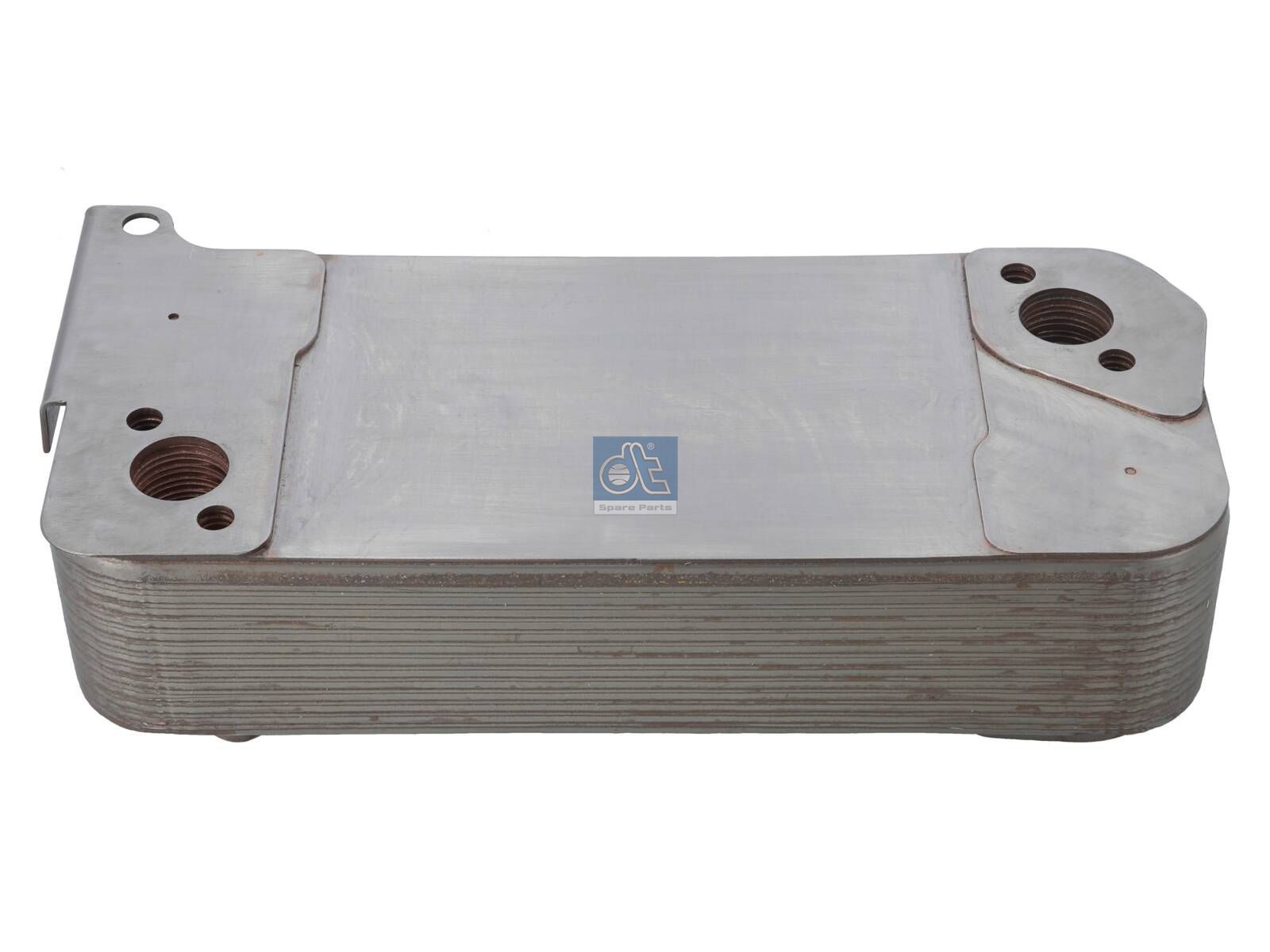 Oil cooler | DT Spare Parts 1.14947