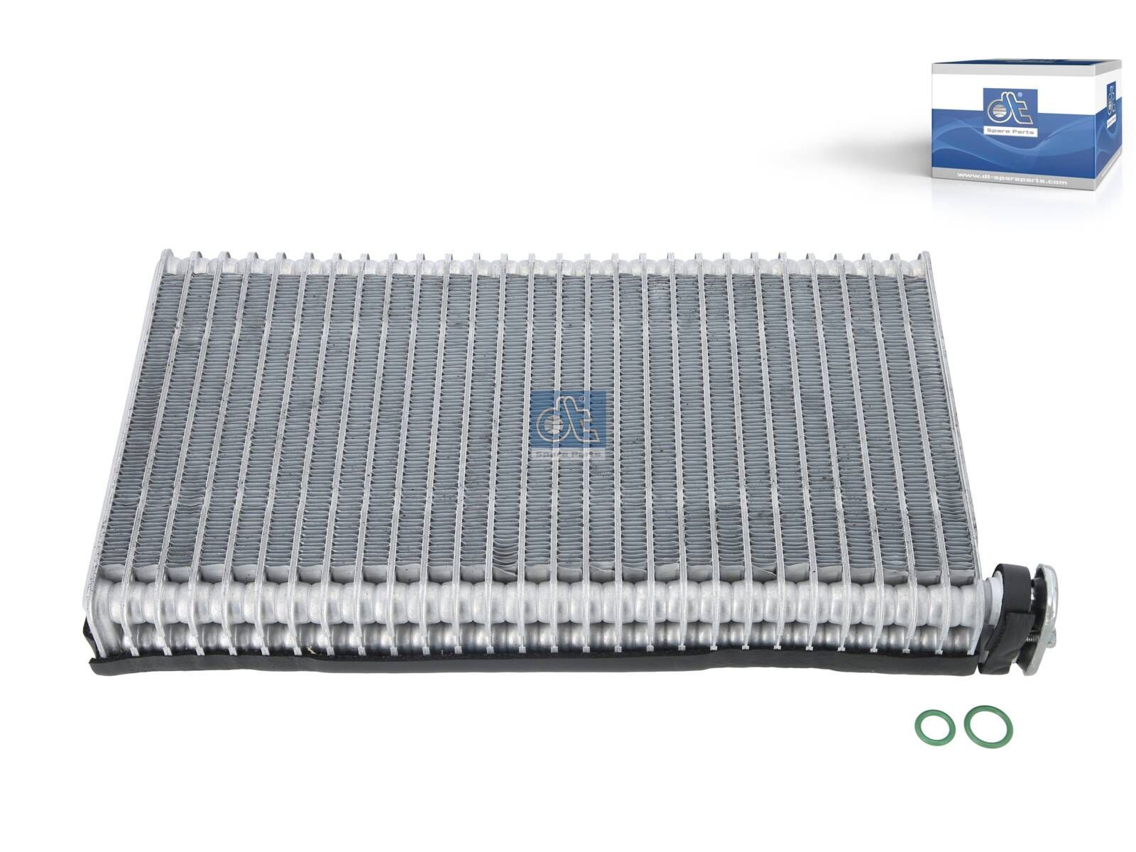 Evaporator | DT Spare Parts 1.23325