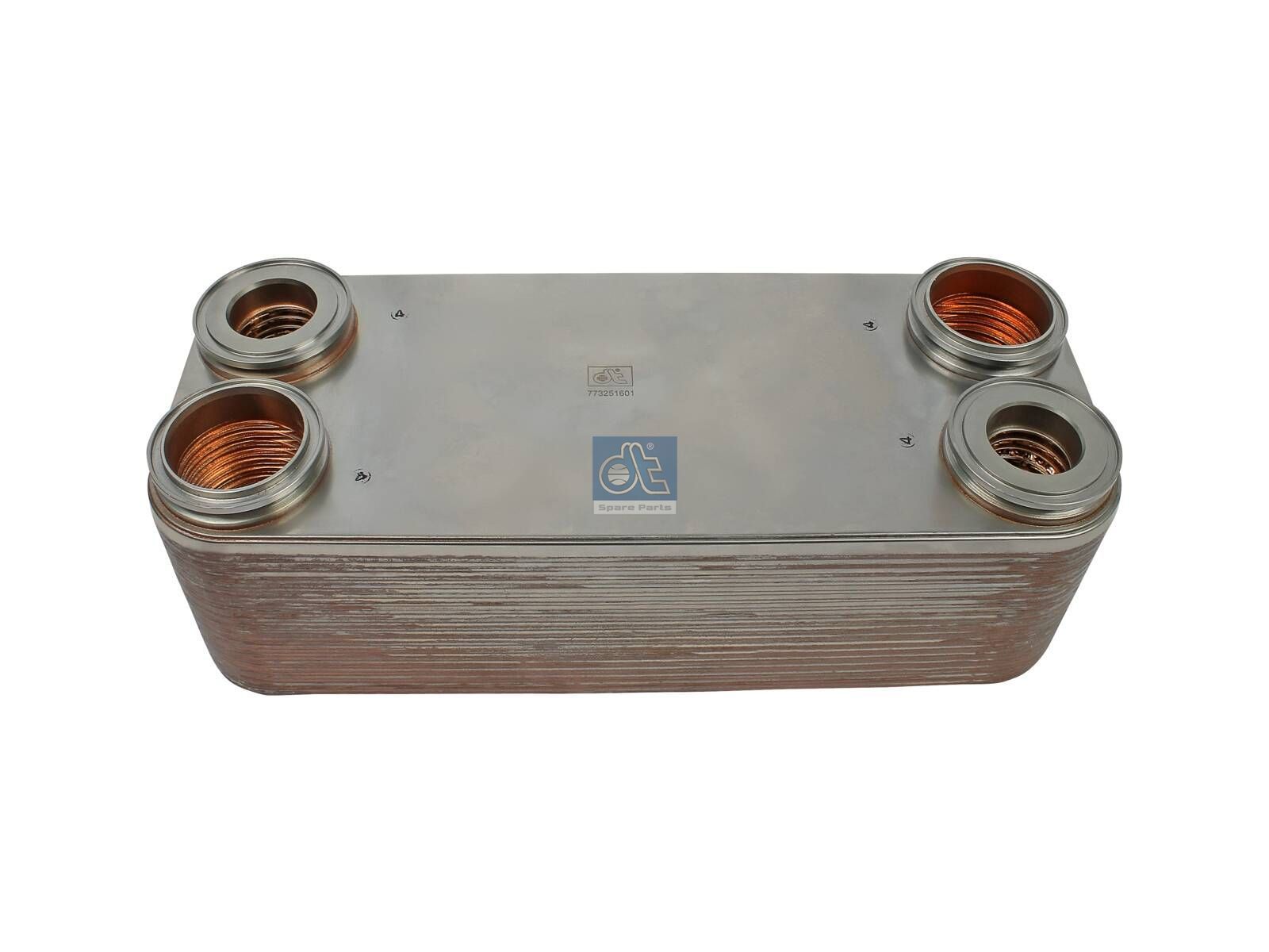 Oil cooler | DT Spare Parts 2.32461
