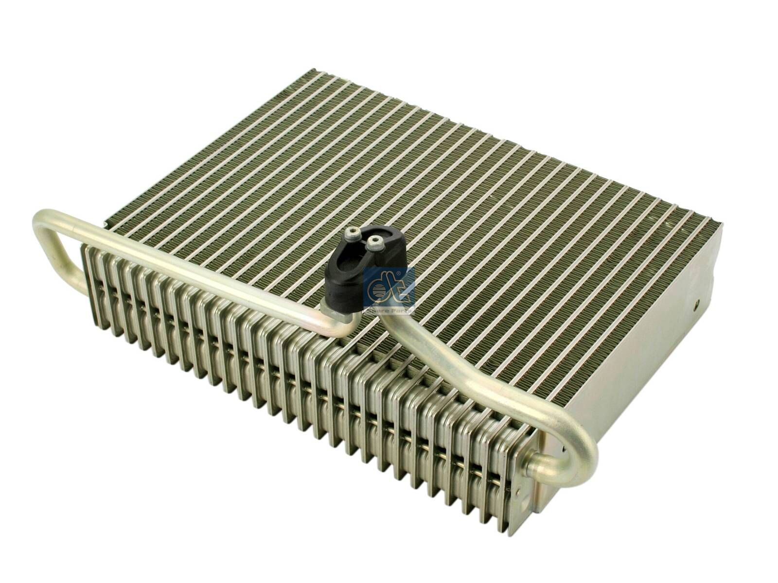 Evaporator | DT Spare Parts 2.76046