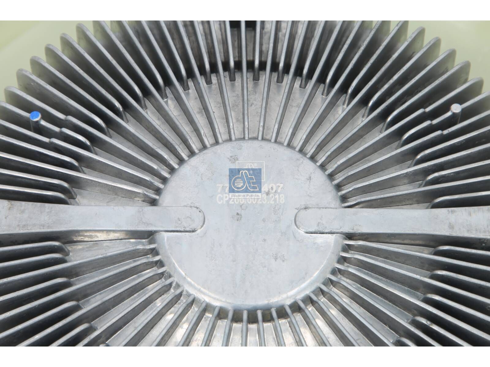 Fan with clutch | DT Spare Parts 3.15218