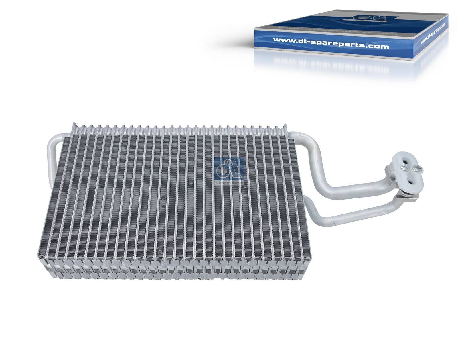 Evaporator | DT Spare Parts 3.82221
