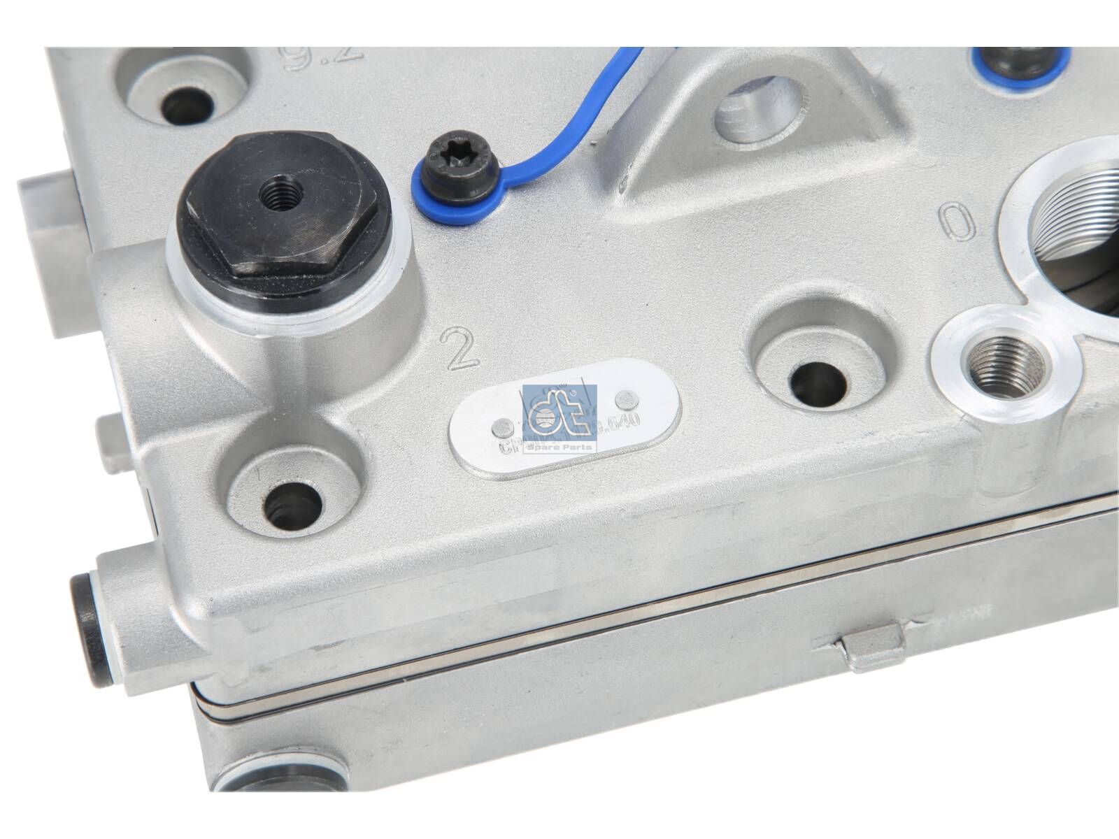 Cylinder head | DT Spare Parts 4.00640