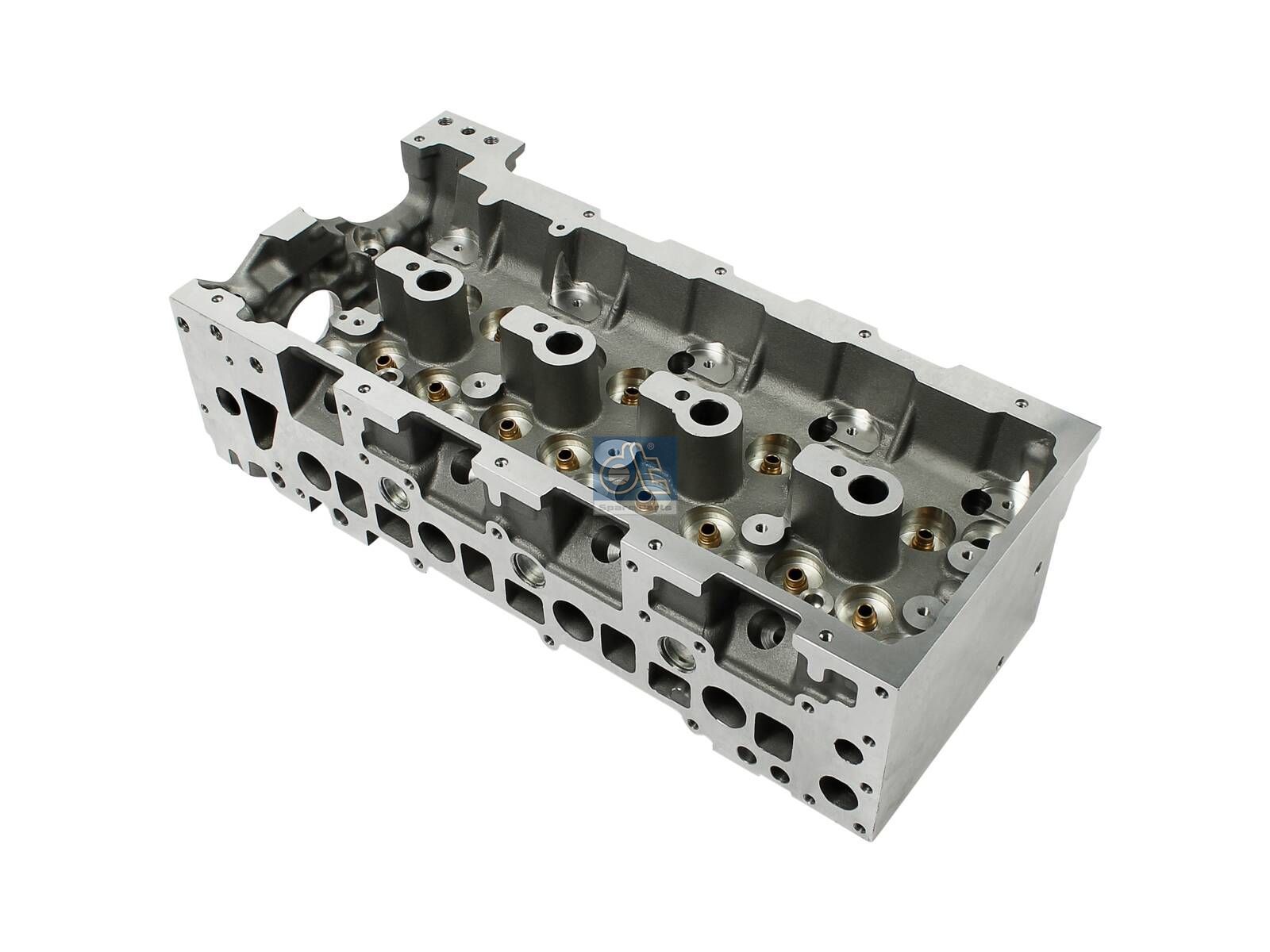 Cylinder head | DT Spare Parts 4.66542