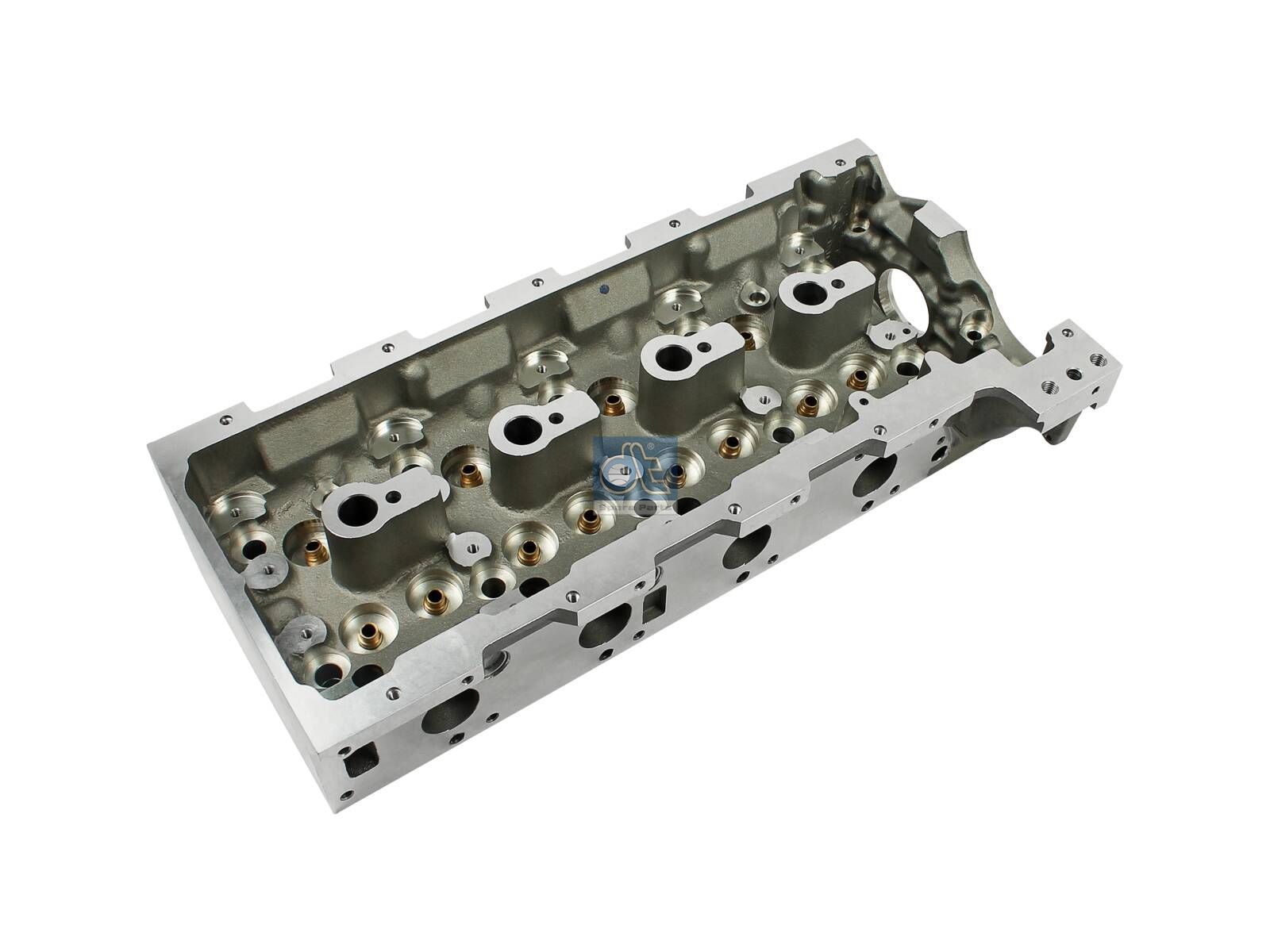 Cylinder head | DT Spare Parts 4.66542