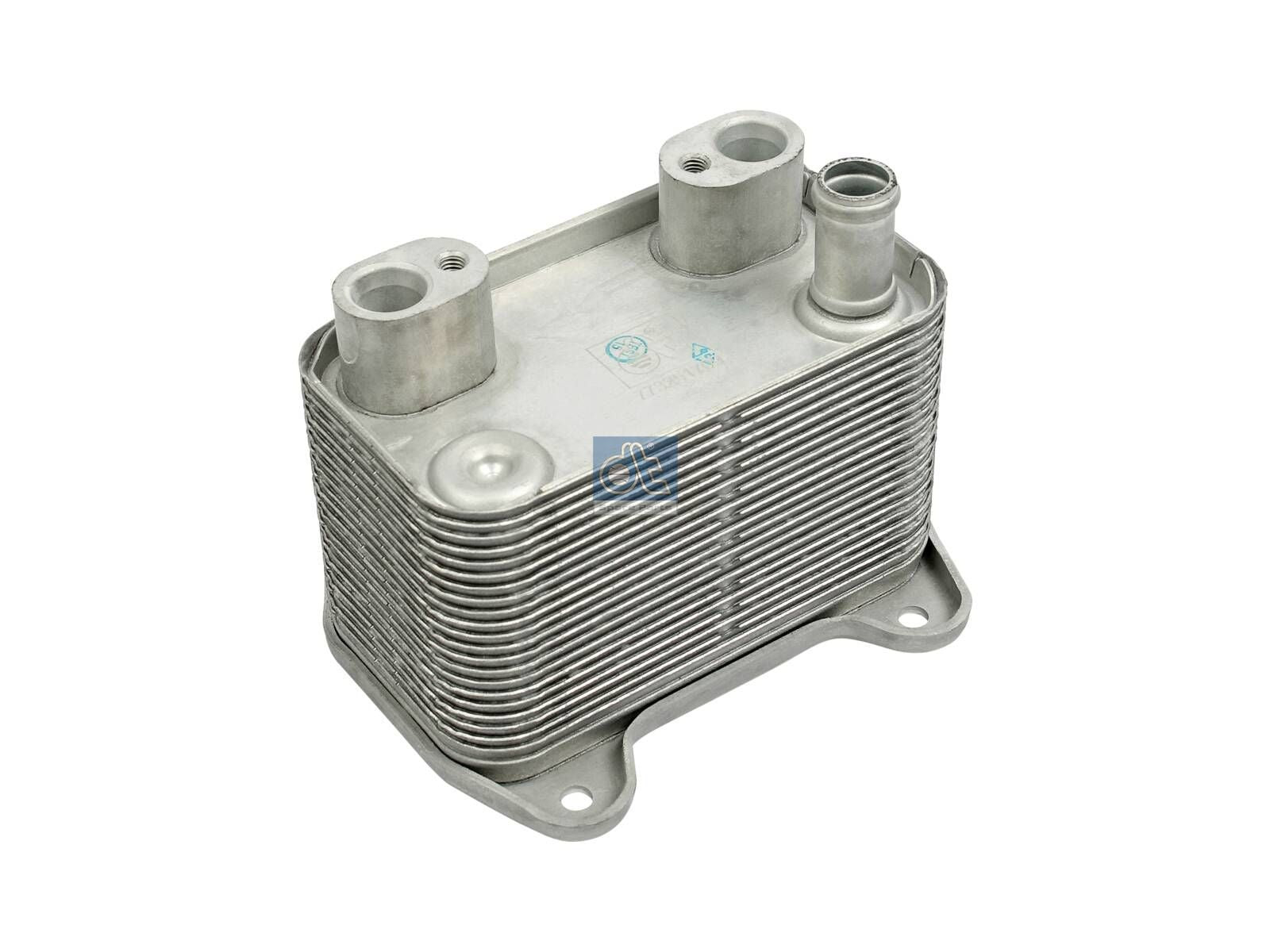 Oil cooler | DT Spare Parts 4.68761