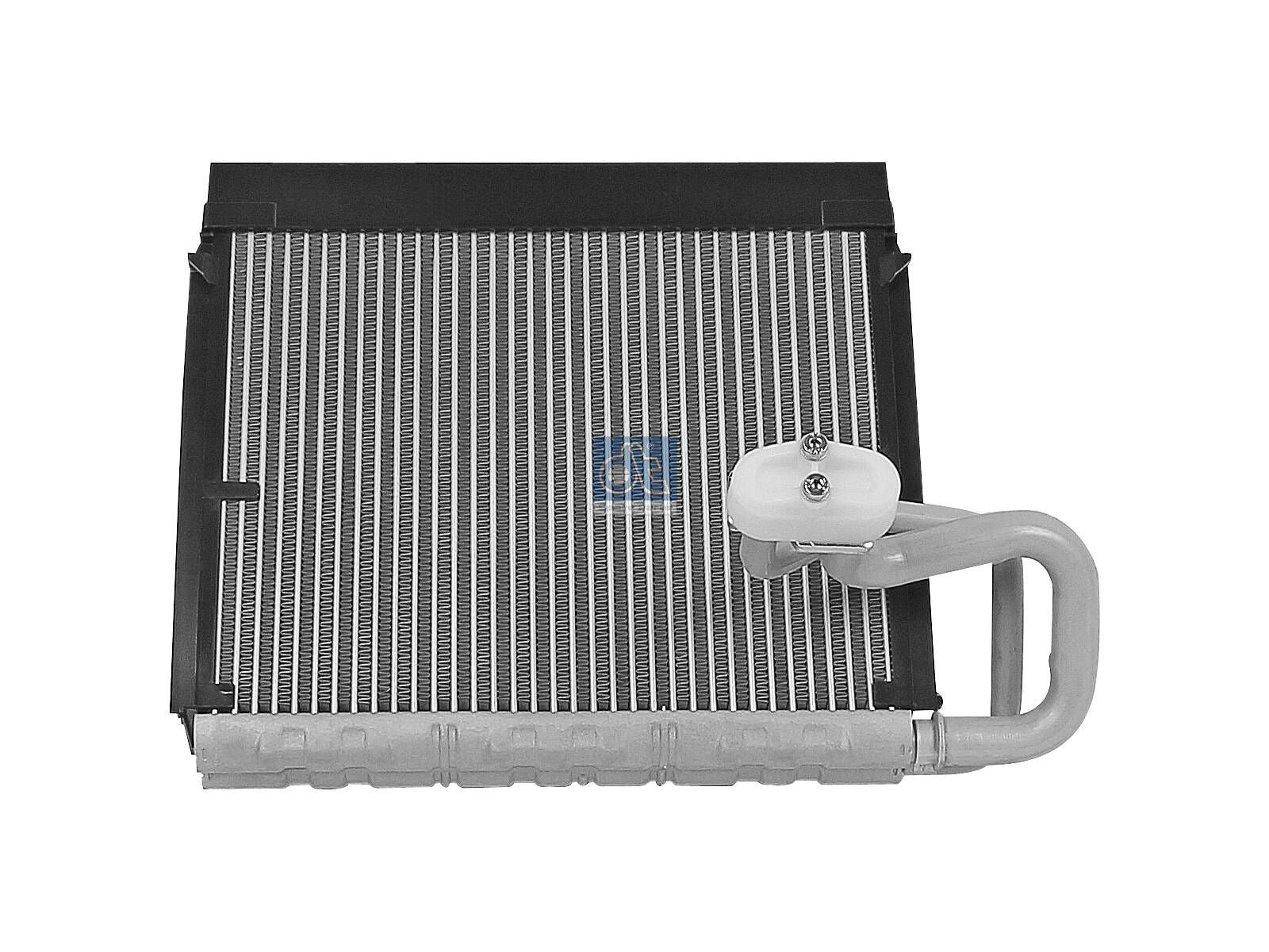 Evaporator | DT Spare Parts 4.68820