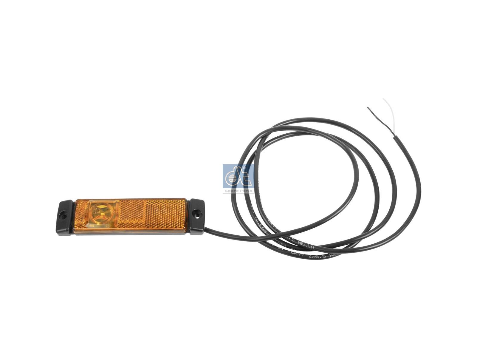 Side marking lamp | DT Spare Parts 5.81157