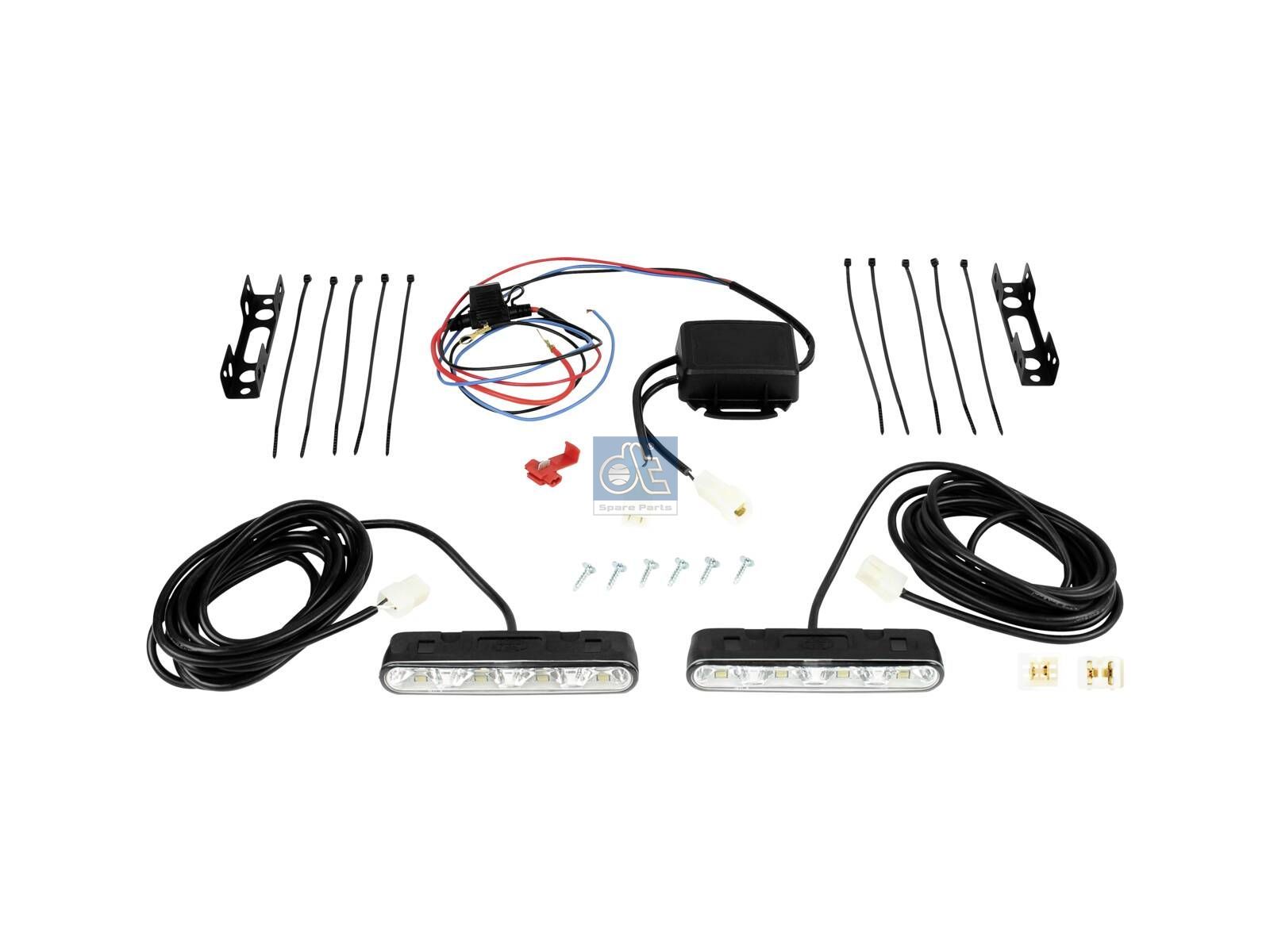 Daytime running light set | DT Spare Parts 9.69090