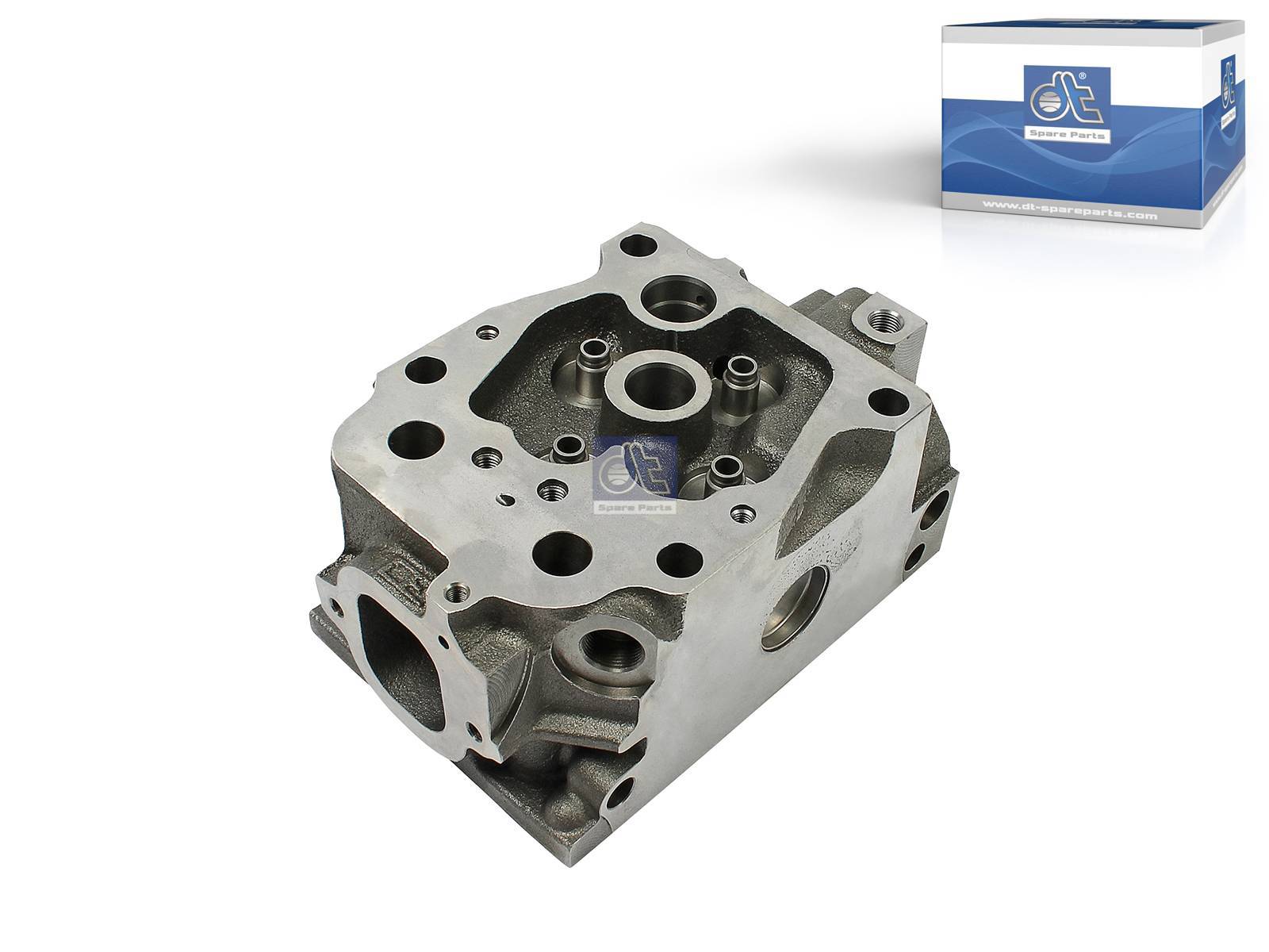 Cylinder head, without valves DT Spare Parts 4.68799